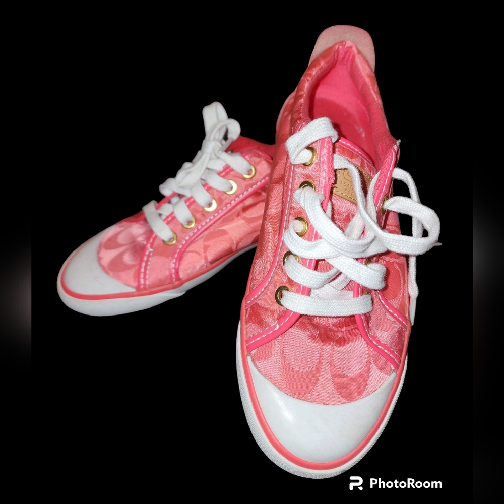 Coach Barrett Salmon/White Shoes